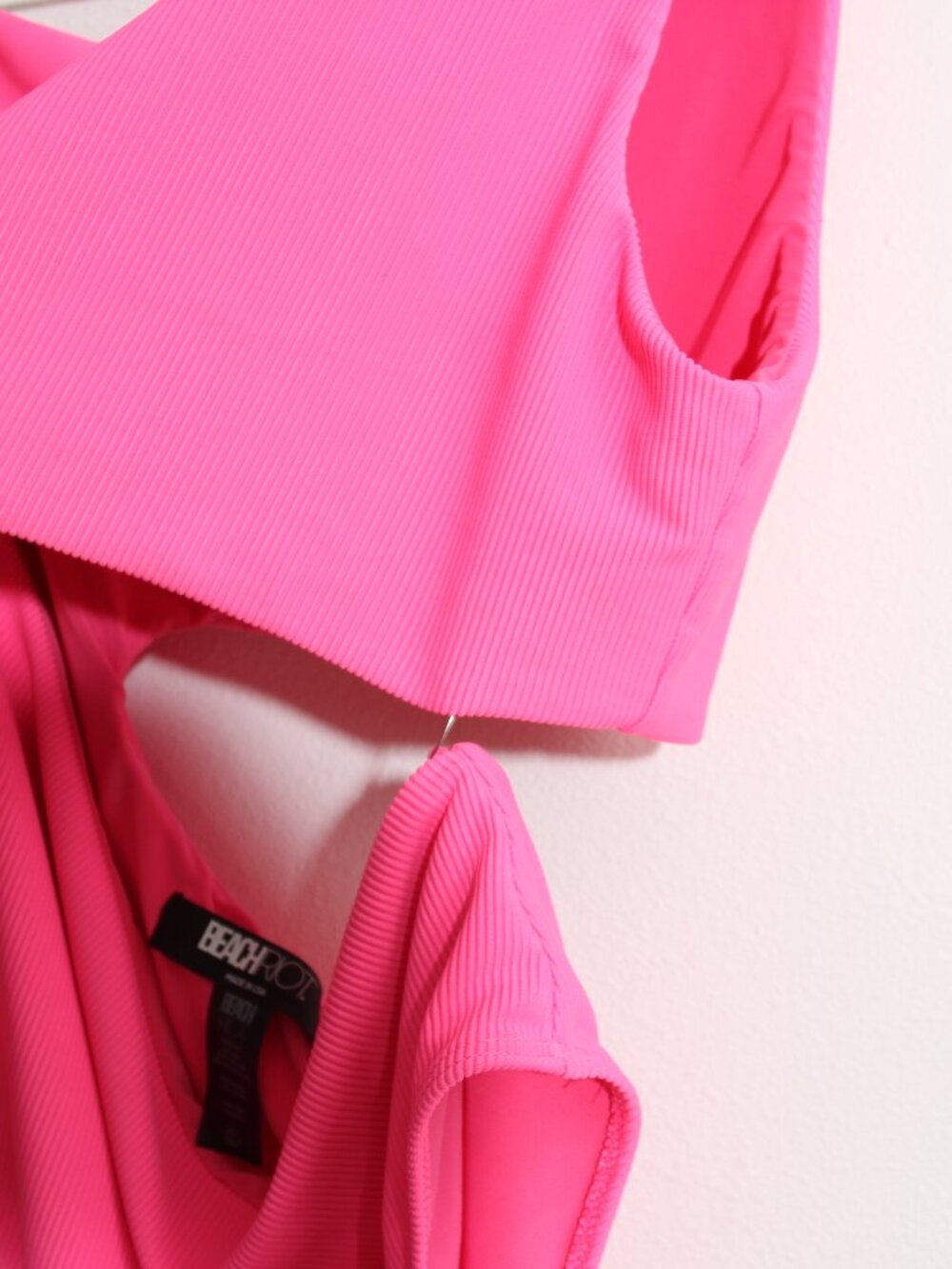 Beach Riot Celine One Piece Swimsuit Neon Pink Ribbed Cut Out Asymmetrical Large - Picture 6 of 16